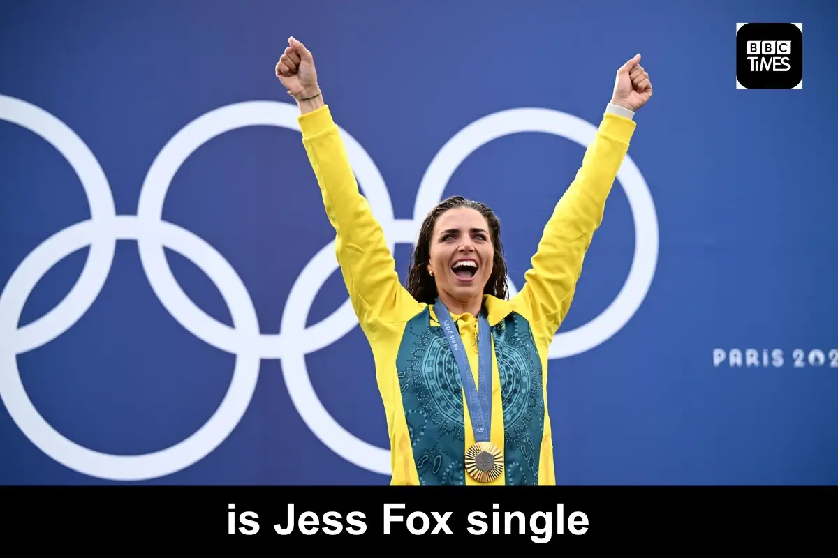 is Jess Fox single